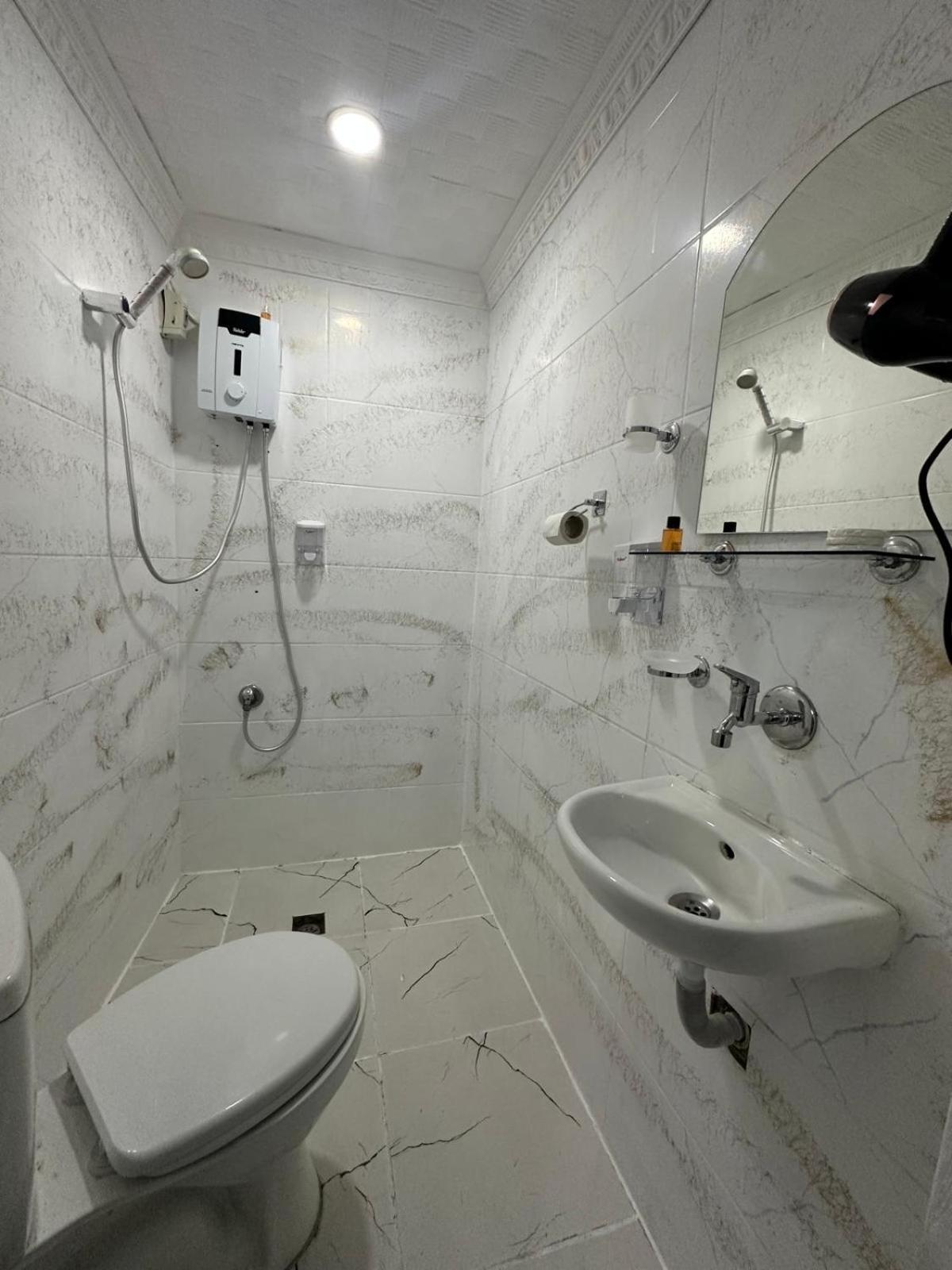 Ada Aparthotel