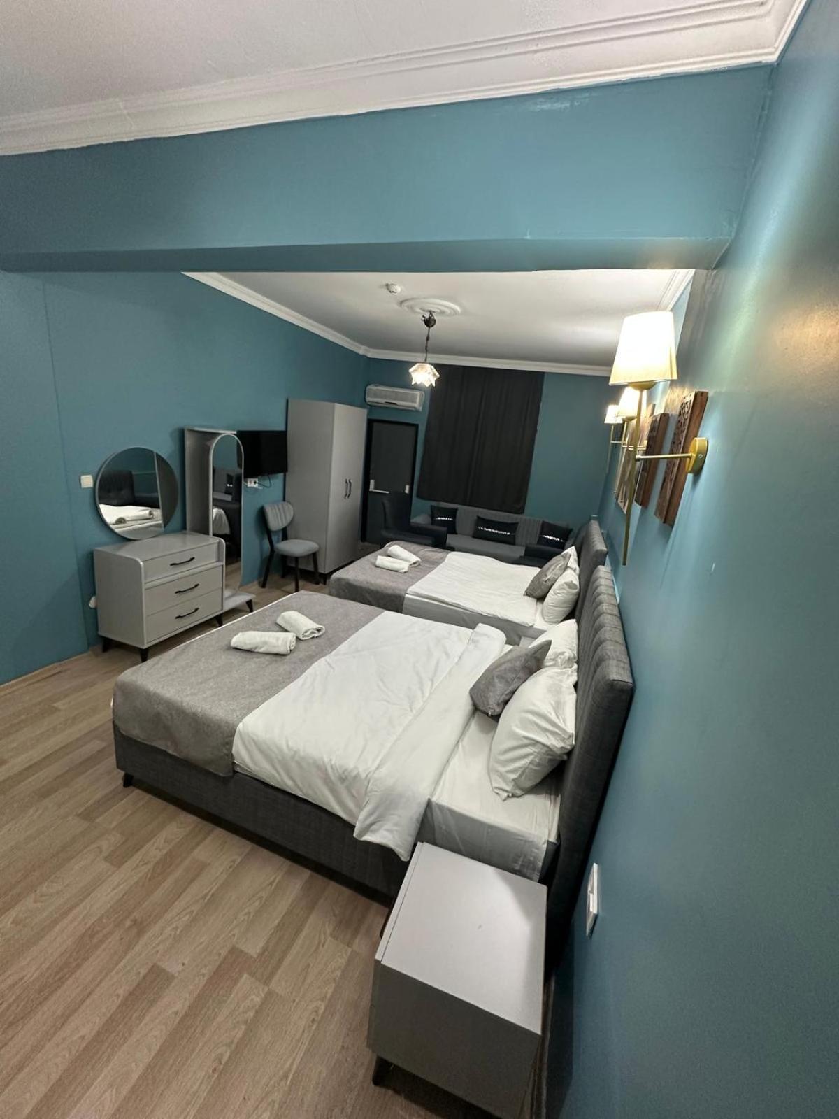 Ada Aparthotel *