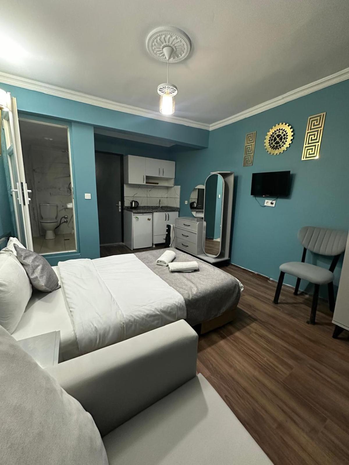 Ada Aparthotel *
