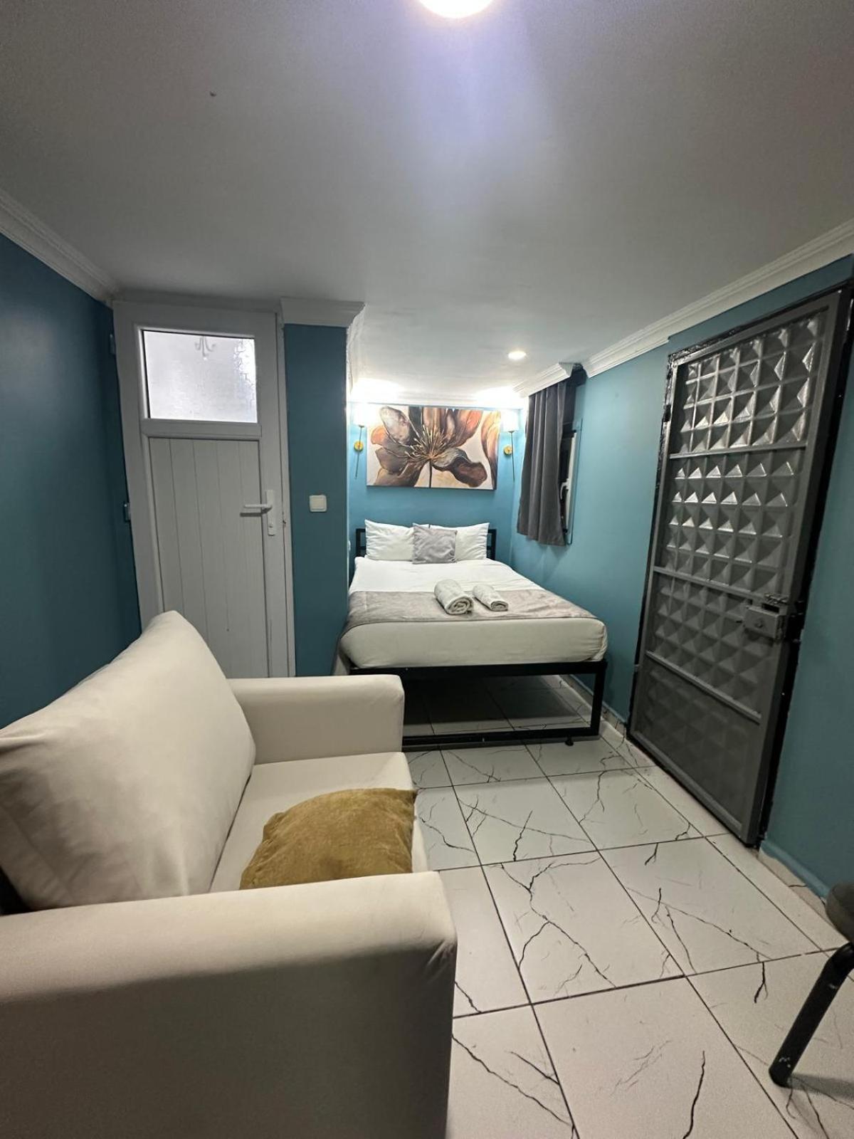 Ada Aparthotel